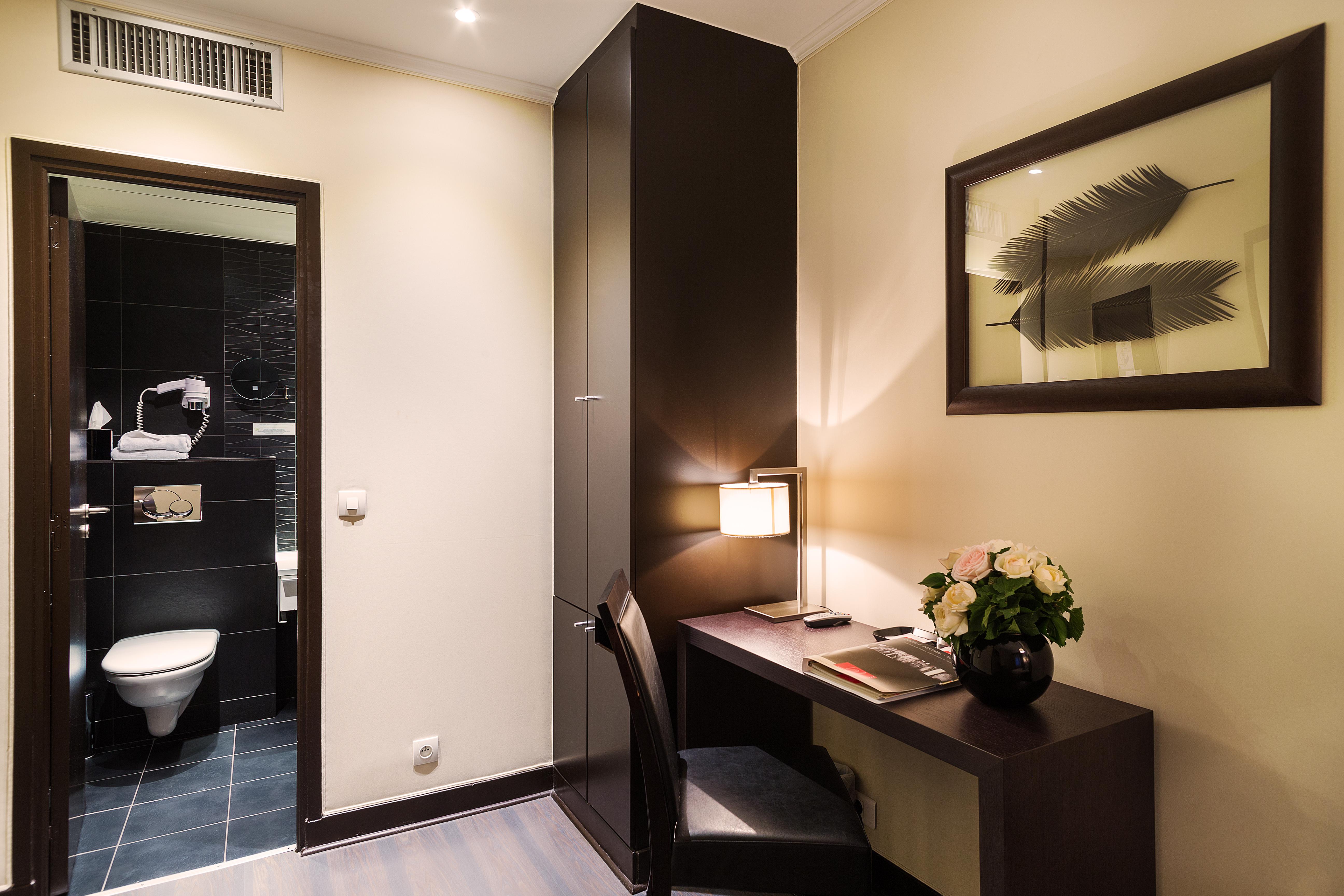 Arc Elysees Paris Bagian luar foto